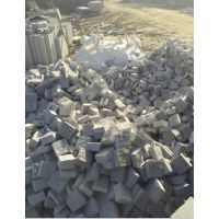 供應(yīng)優(yōu)質(zhì)花崗巖石材 灰色馬蹄石、芝麻白馬蹄石及小方塊的專業(yè)之選